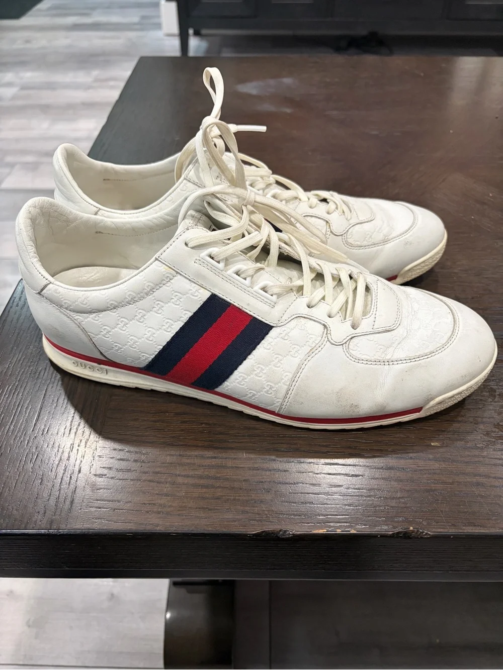 Gucci White Leather Low-Top Sneakers with Red & Blue Web